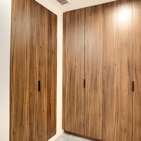 Apartment 2 Pieces - 72 Meynadier